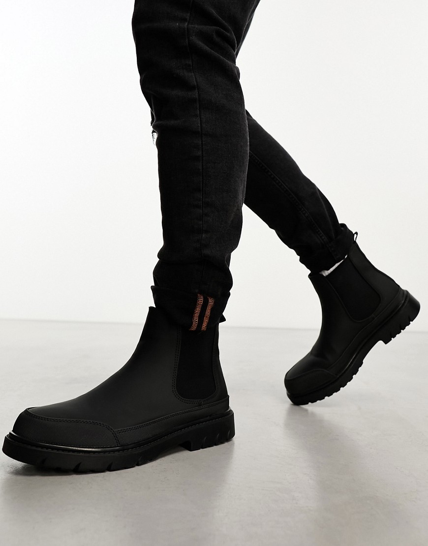Banks chunky chelsea boots in black