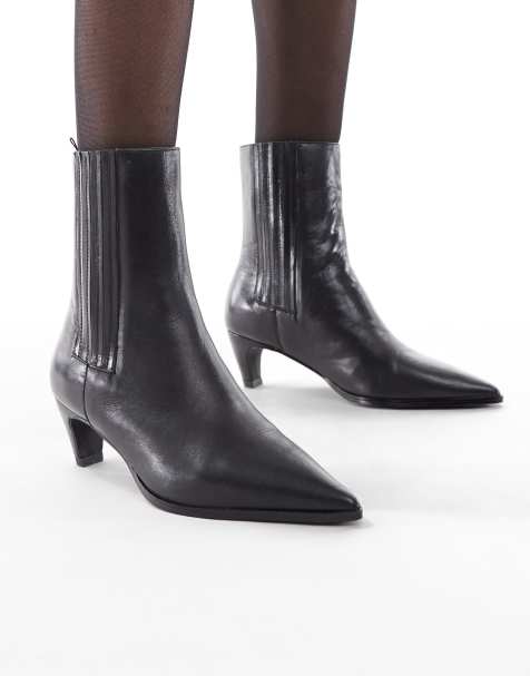 Schuh Betsy kitten heel mid ankle boots in black - view 1