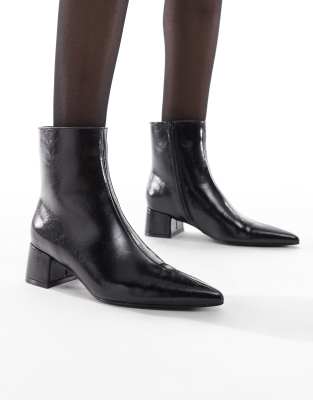 schuh - Bridget - Stiefeletten in Schwarz mit Absatz