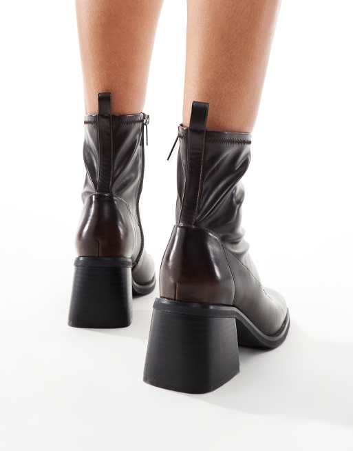 Schuh – Briony – Stiefeletten in abgebürstetem Braun mit