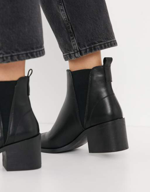 schuh Charlotte mid heeled ankle boot in black, 3 of 4