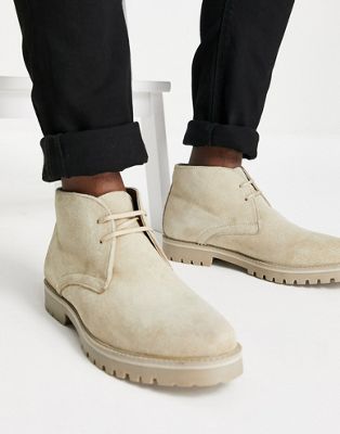 Schuh chunky desert boots in beige