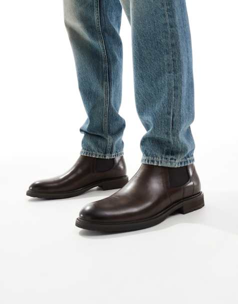 schuh Declan cheslea boots in chocolate - view 1