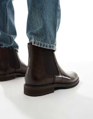Schuh Declan Cheslea Boots In Brown