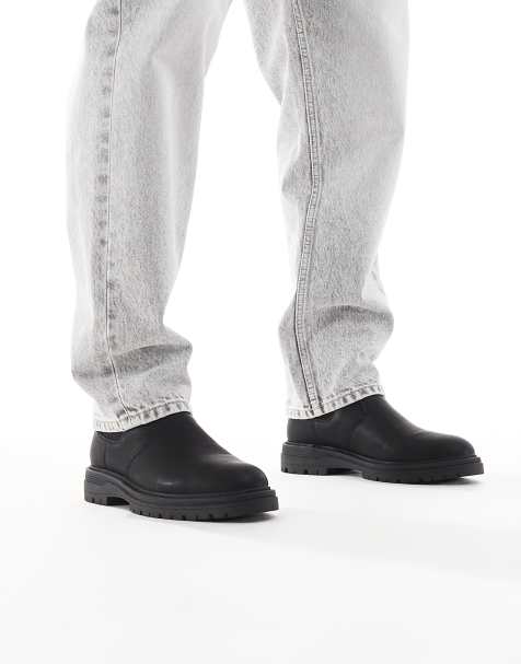 schuh Dion chunky chelsea boots in black - view 1
