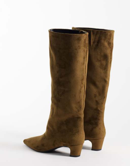 Schuh Dollie faux suede pointed knee boots in khaki, 4 of 4