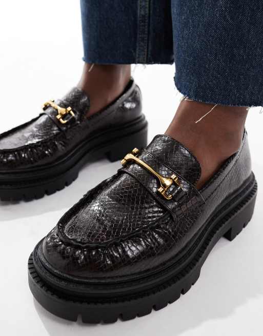schuh – Lark – Bruna grova loafers i ormskinnsmönster med spänne, 2 av 4