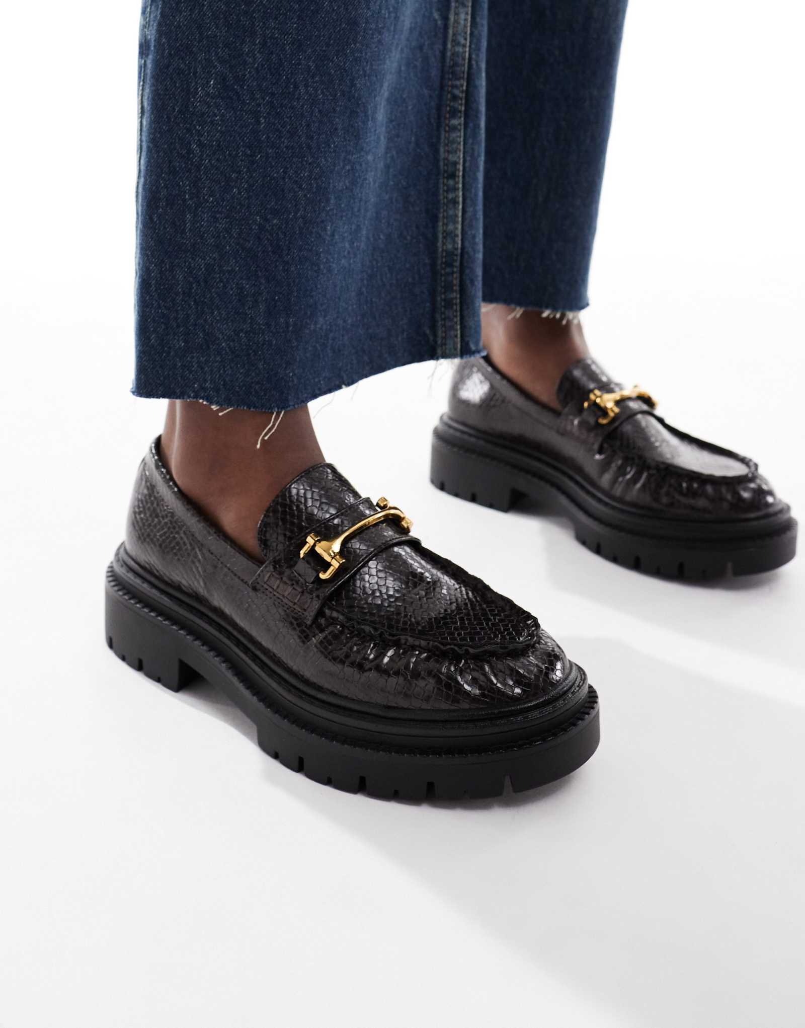 Плотные мокасины Schuh Lark с пряжкой из коричневой змейки