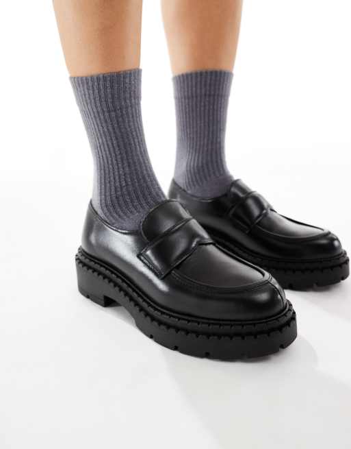 schuh Lawson chunky loafer in leather black, 3 of 4