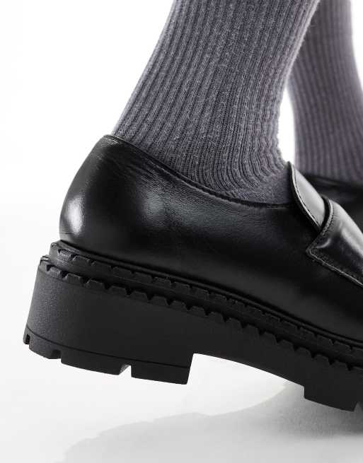 schuh Lawson chunky loafers in leather black