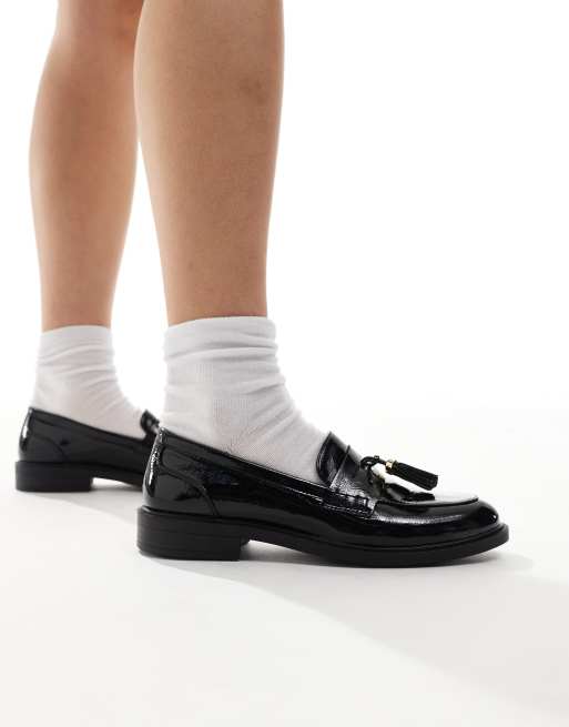 schuh - Layne - Mocassini neri in vernice con nappe, 2 di 4