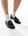 [Schuh] schuh Layne tassel loafers in black patent 38 BLACK PATENT