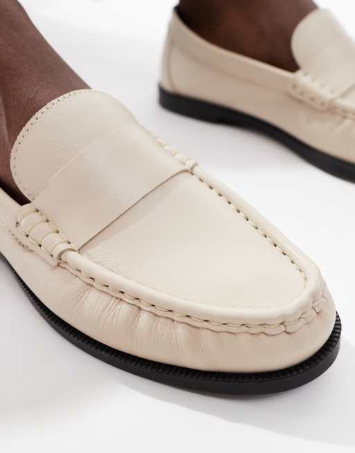 schuh - Leren loafers in gebroken wit, 3 van 4