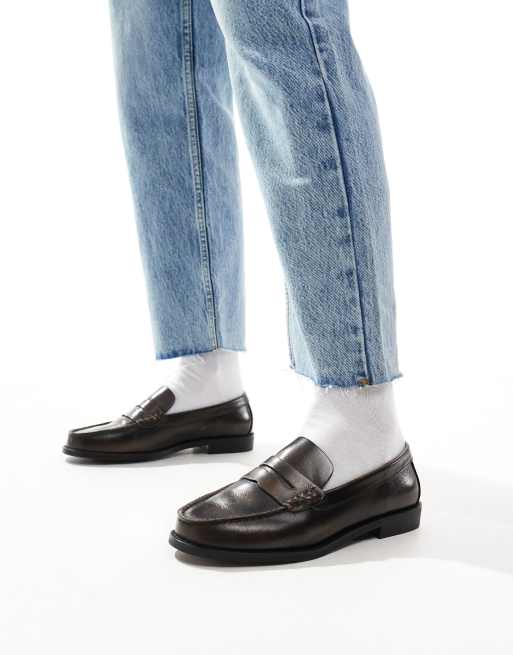 schuh - Lilian - Leren loafers in donkerbruin