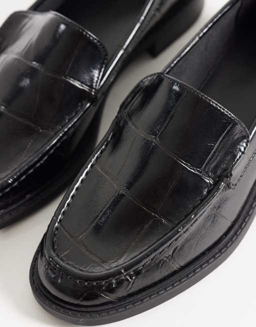 Schuh Lipstick loafers in black faux croc, 3 of 4