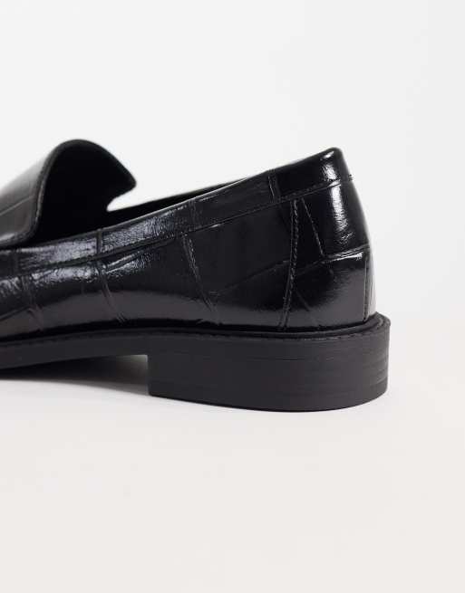 Schuh Lipstick loafers in black faux croc, 4 of 4