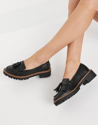 black tassel flats