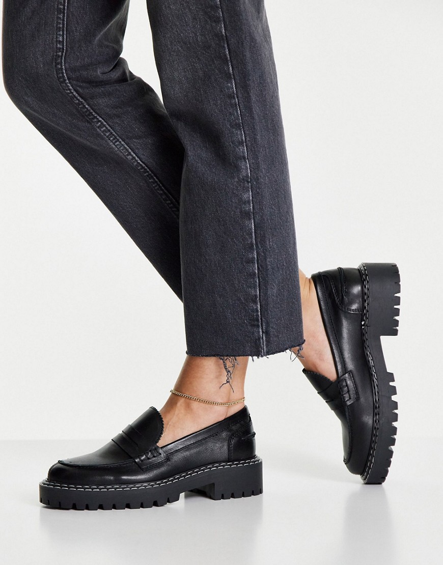 Schuh - London - Leren loafers met dikke zool in zwart
