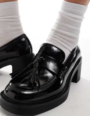 Schuh Lovelyn Heeled Loafers In Black