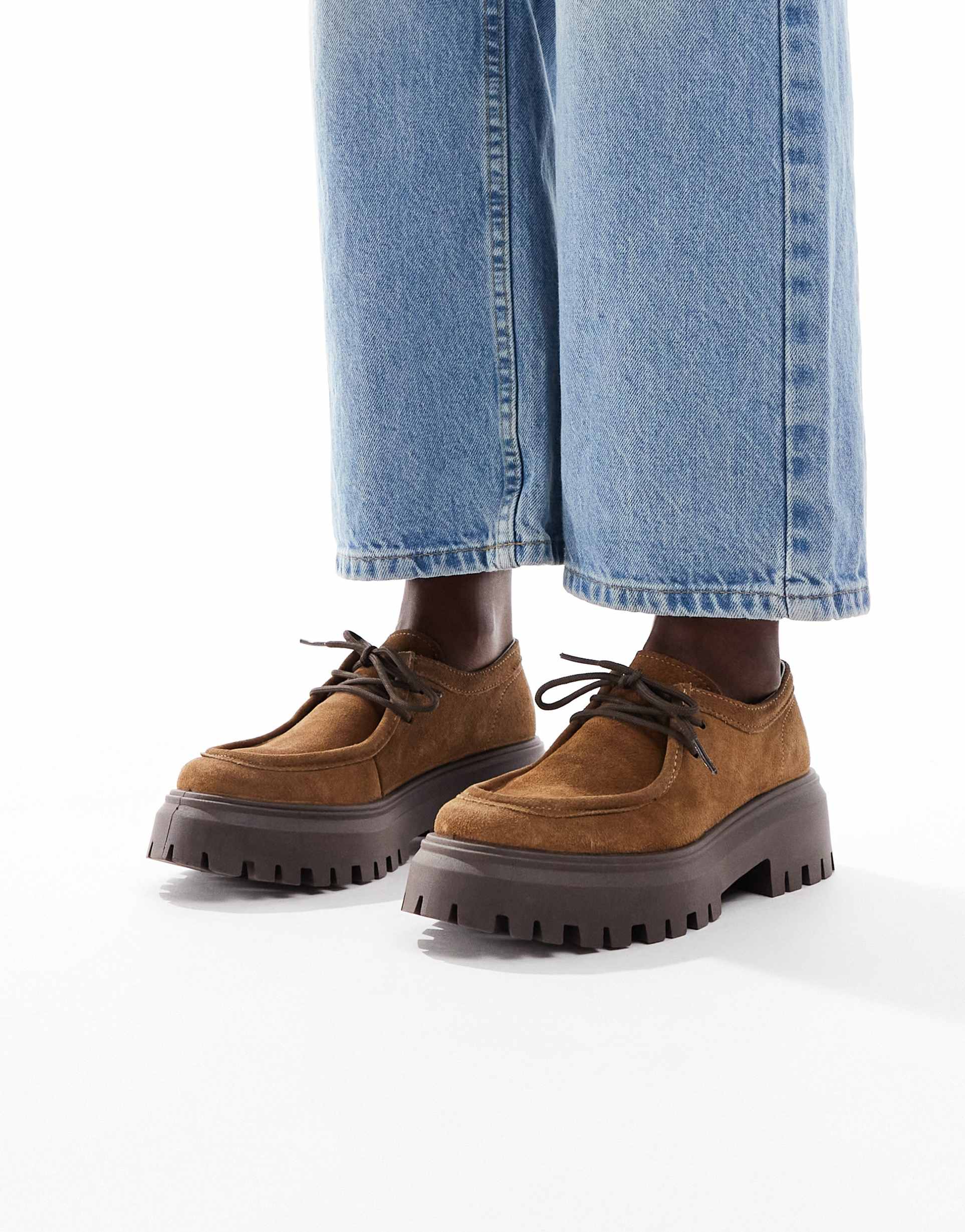 schuh lyrica chunky lace up shoes in tan suede