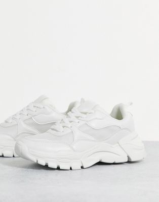 schuh – Nicole – Sneaker in Weiß mit dicker Sohle