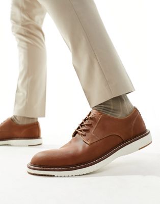  Pippin lace up shoes with contrast sole in tan