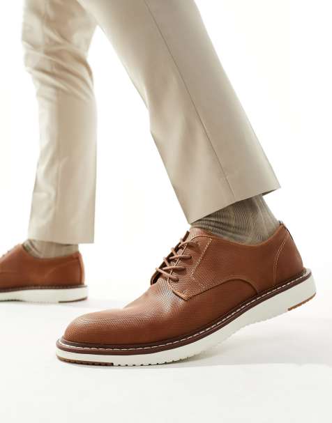 Can You Wear Brown Shoes With Black Pants?