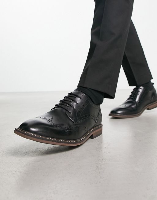 Schuh – Raffe – Svarta brogueskor i läder