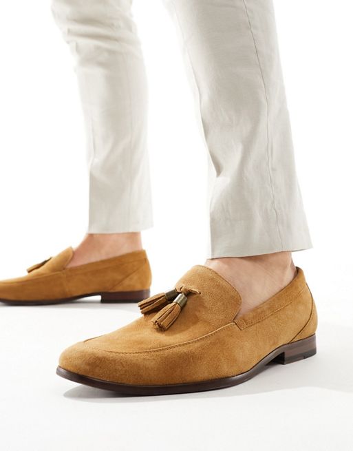 Schuh – Ren – Jasnobrązowe zamszowe loafersy z frędzlami