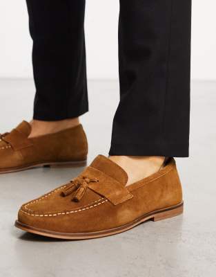 Schuh rich tassel loafers in tan suede-Brown