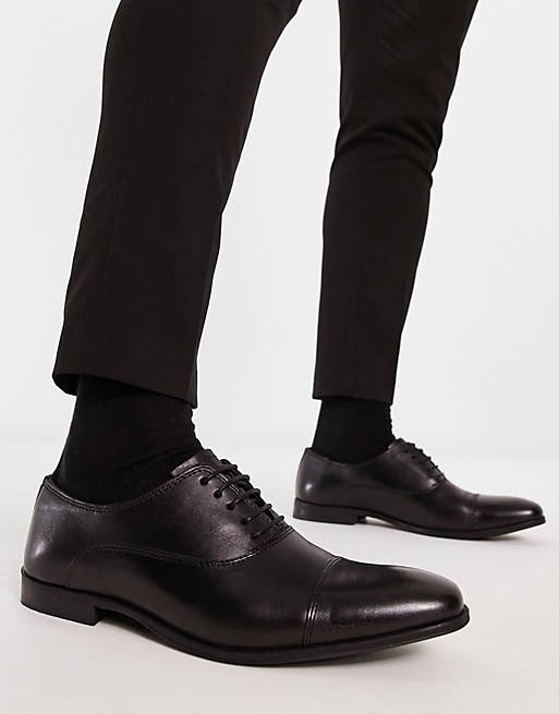 schuh - Rome - Leren schoenen met teenstuk in zwart