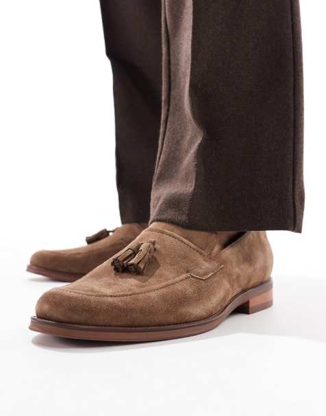 Schuh – Ronen – Brązowe zamszowe loafersy z frędzlami - view 1