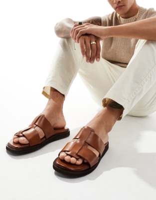  Santino fisherman slides in tan leather 