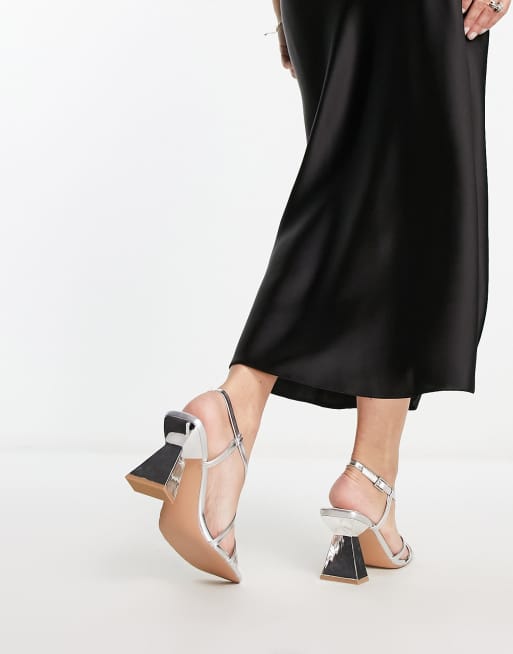 schuh - Scarlett - Sandaler med stropper og hæl i metallisk sølvfarve - Kun hos ASOS, 2 af 4