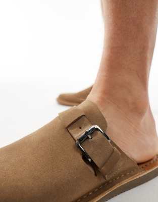Schuh Sean Slip On Clogs In Neutral