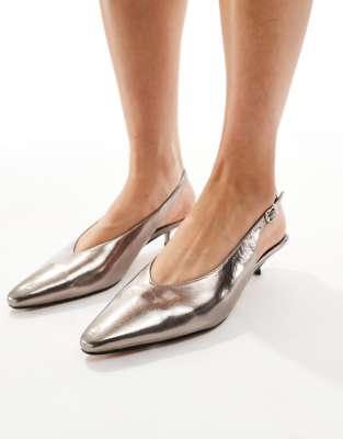 Schuh - Soraya - Slingback-Schuhe in Zinngrau mit Kitten-Heel-Silber
