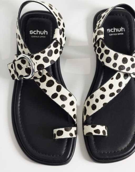 schuh Tanvi toe loop sandals with ankle straps and buckle detailing in animal-print pony, 2 of 4