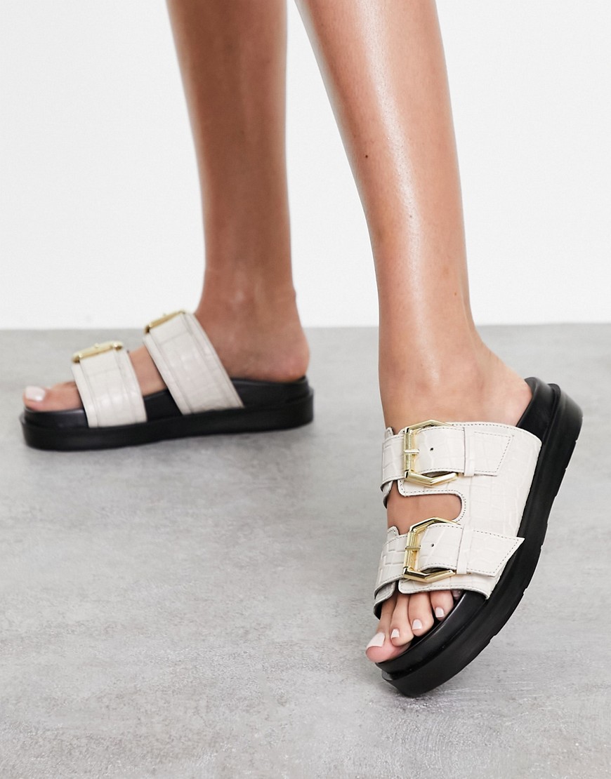 Schuh – Tash – Gräddvita krokodilskinnsmönstrade sandaler i läder med två remmar-Vit/a