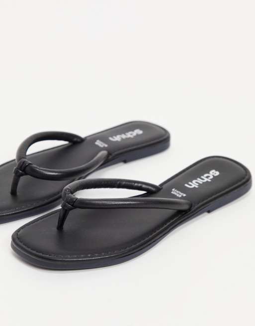 black square toe flip flops