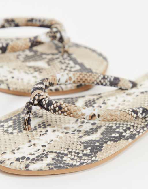 schuh Tassy leather square toe flip flops in snake, 3 of 4