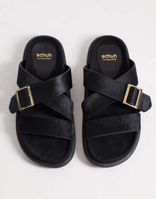 Schuh Tear cross over flat sandals with buckle detail in black pony, 4 of 4