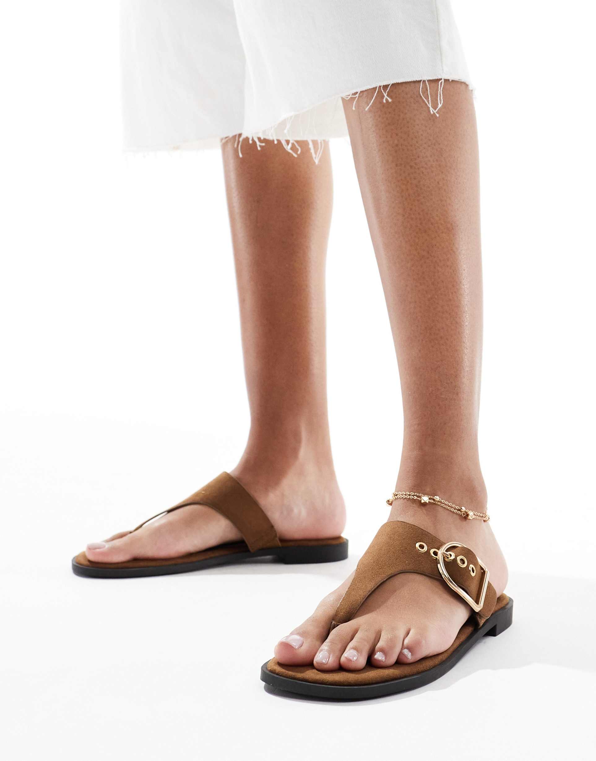 schuh teena toe post sandals in brown