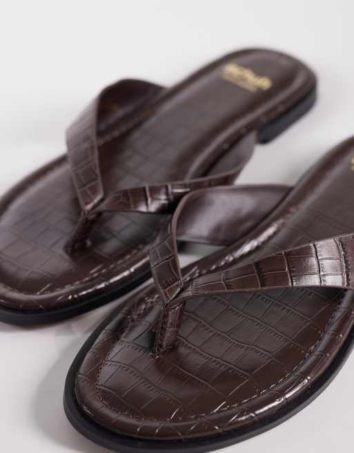 Schuh - Thailand - Chokoladebrune klipklappere i læder med krokodillemønster, 2 af 4
