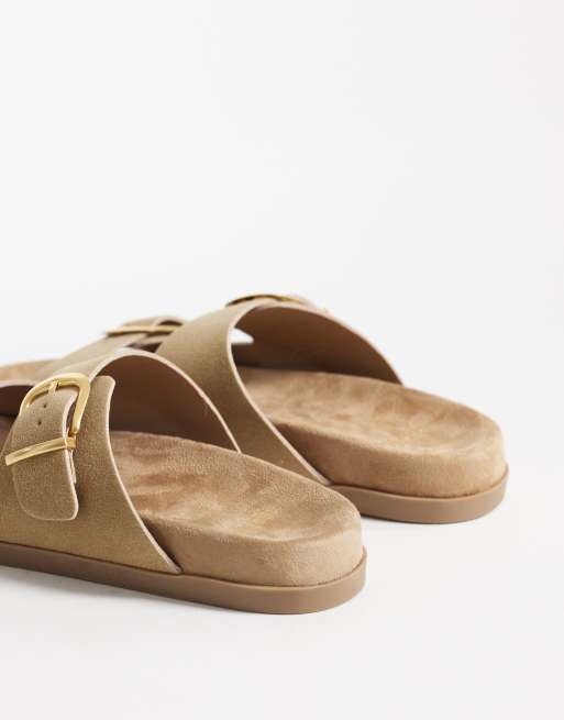 schuh - Trish - Platte sandalen van imitatiesuède met dubbele gespen in taupe, 4 van 4