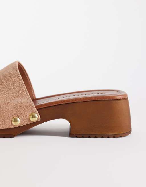 Schuh Verity studded heeled clog in beige suede, 4 of 4