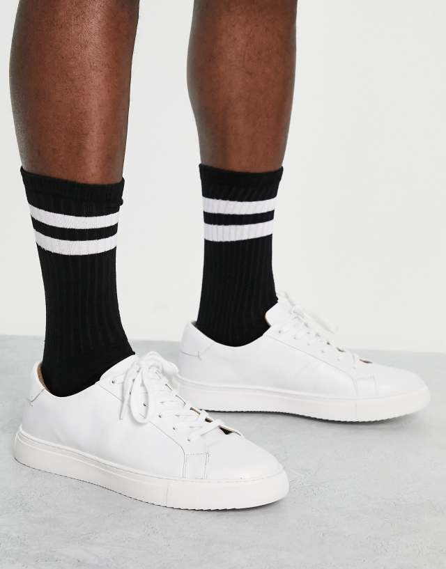 Schuh Walt sneakers in white leather