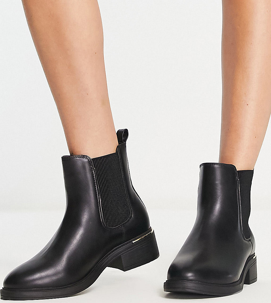Wide Fit Colette chelsea boots in black