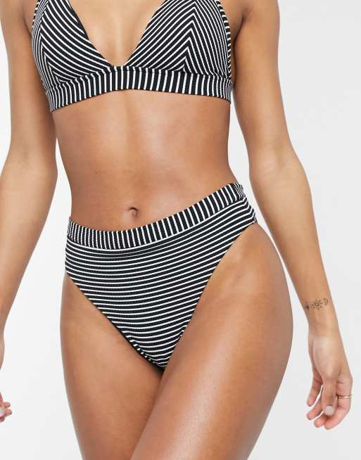 Seafolly – Czarno-biały wysoko wycięty dół od bikini w paski