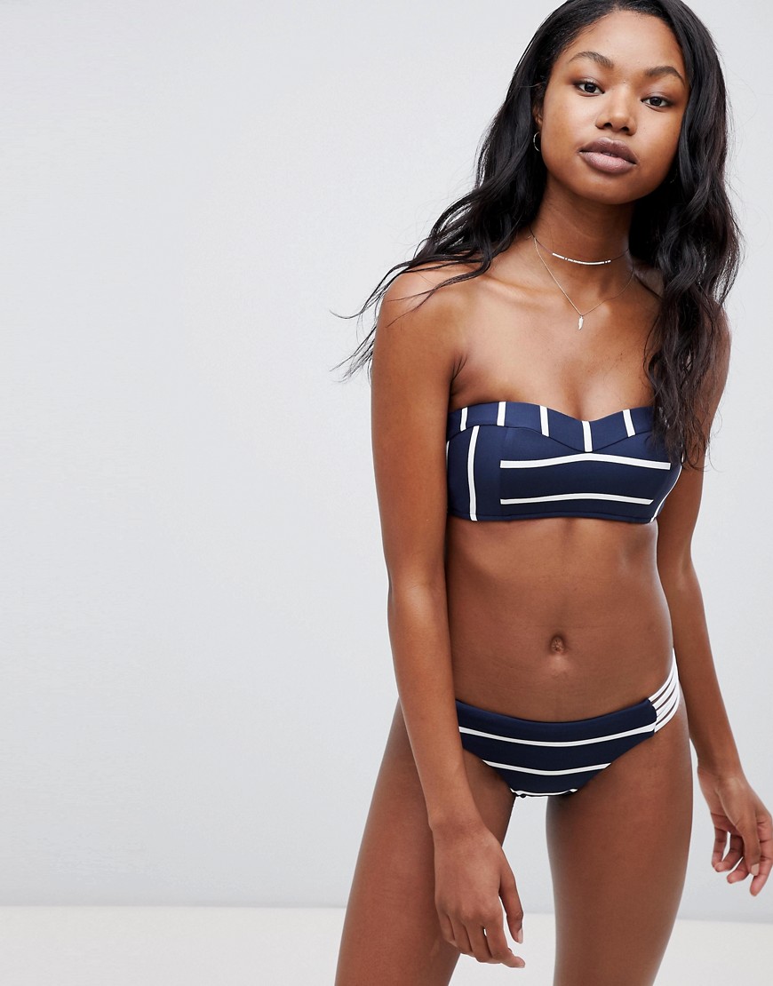 Seafolly – Randig bikiniöverdel i bustiermodell-Blå