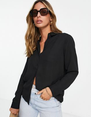 Selected classic floaty blouse in black